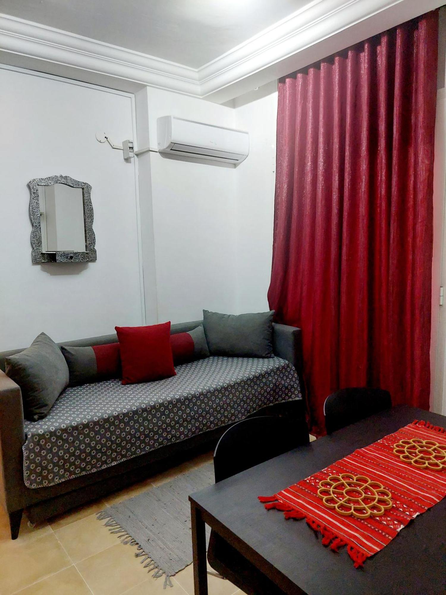 S1 Jardins L Aouina Apartment *